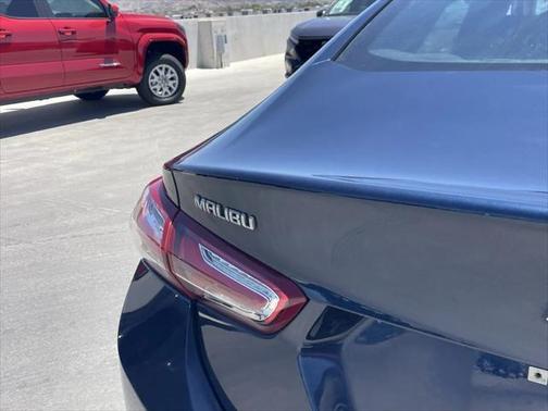 2021 Chevrolet Malibu FWD LT