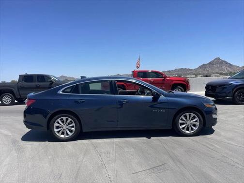 2021 Chevrolet Malibu FWD LT