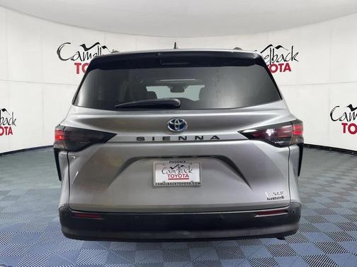 2023 Toyota Sienna XLE