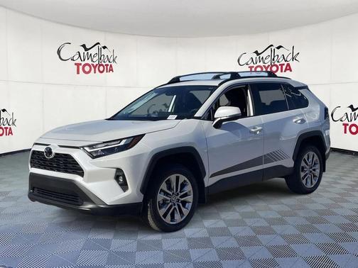2025 Toyota RAV4 XLE Premium