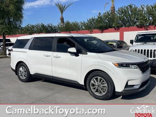 2022 Kia Carnival LXS