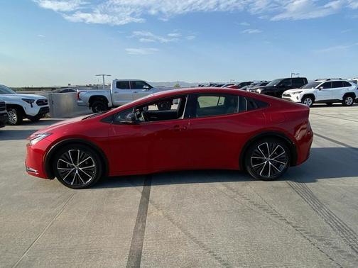 2023 Toyota Prius XLE