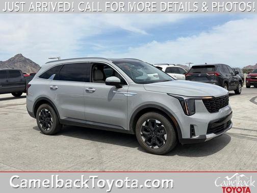 Wolf Gray 2025 Kia Sorento S