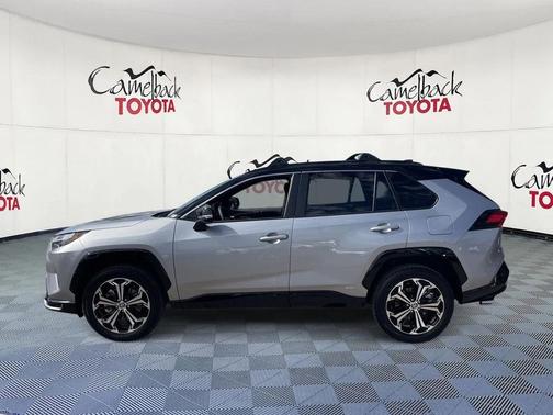 2025 Toyota RAV4 Hybrid SE