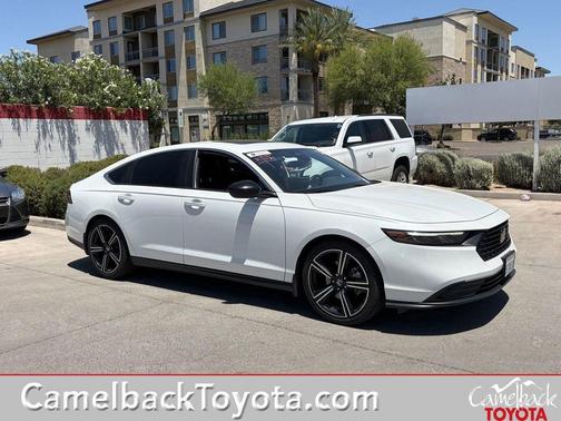 Platinum White Pearl 2023 Honda Accord Hybrid Sport