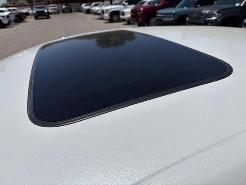 Platinum White Pearl 2023 Honda Accord Hybrid Sport