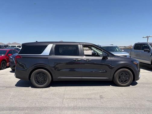 Panthera Metal 2026 Kia Carnival LXS