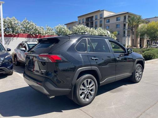 2025 Toyota RAV4 Limited