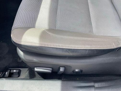 Midnight Black 2016 Toyota Camry SE