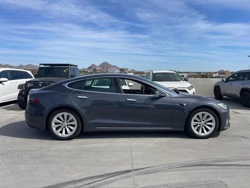 2017 Tesla Model S 75