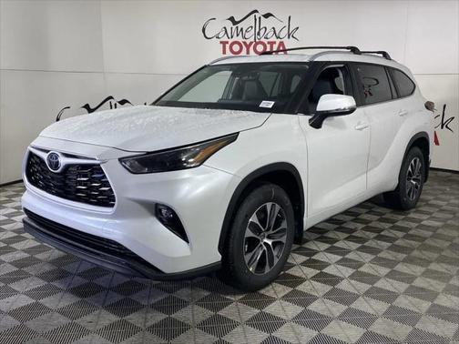 2025 Toyota Highlander XLE