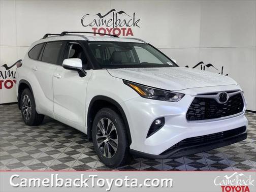 2025 Toyota Highlander XLE