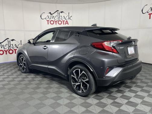 2021 Toyota C-HR XLE
