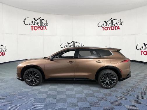 2025 Toyota Crown Signia Limited