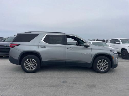 Sterling Gray 2023 Chevrolet Traverse LT Cloth