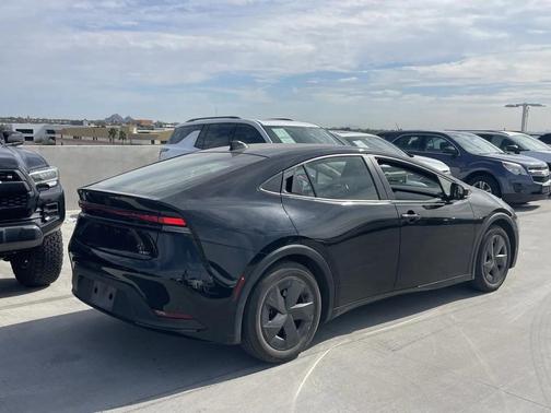 2024 Toyota Prius LE