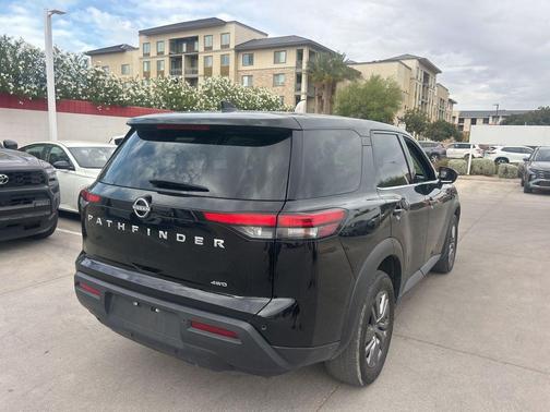 Super Black 2024 Nissan Pathfinder S 4WD