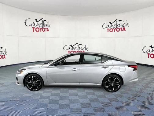 2024 Nissan Altima SR FWD