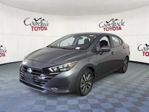 Gun Metallic 2025 Nissan Versa 1.6 SV