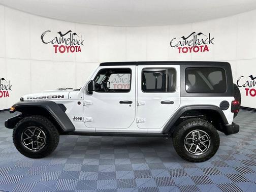 Bright White Clearcoat 2025 Jeep Wrangler Rubicon