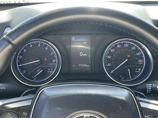 2018 Toyota Camry SE