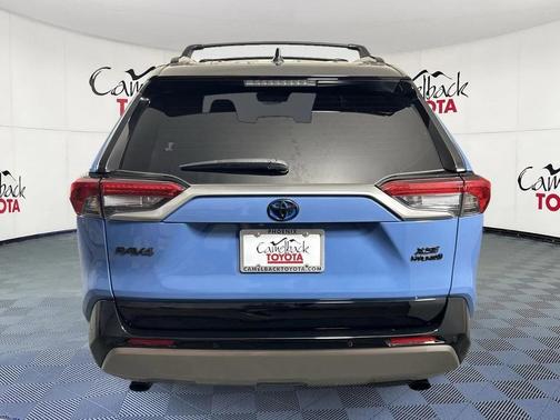 2023 Toyota RAV4 Hybrid SE