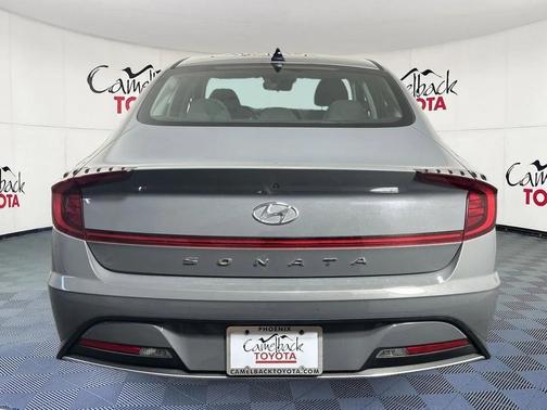 2022 Hyundai SONATA SE