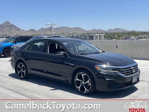 2020 Volkswagen Passat 2.0T R-Line