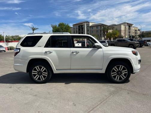 Blizzard Pearl 2016 Toyota 4Runner Limited