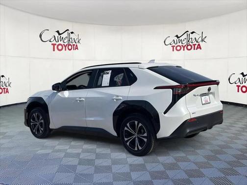 2025 Toyota bZ4X XLE