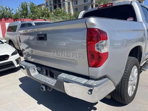 2014 Toyota Tundra SR5