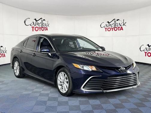 2022 Toyota Camry LE