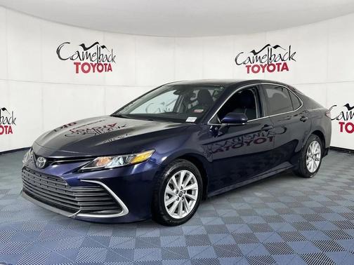 2022 Toyota Camry LE