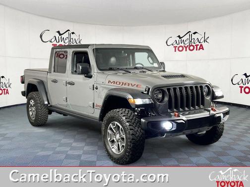 Sting-Gray Clearcoat 2023 Jeep Gladiator Mojave 4x4