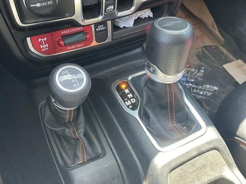 2023 Jeep Gladiator Mojave 4x4