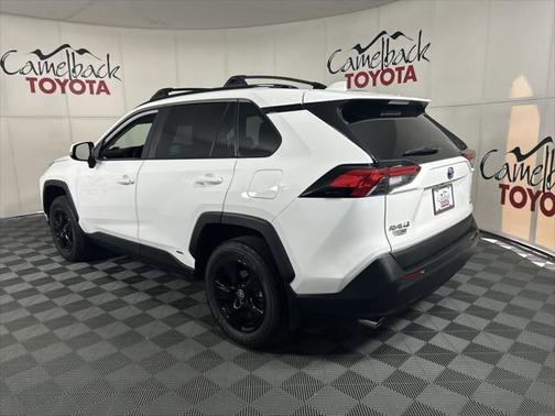 2024 Toyota RAV4 Hybrid XLE