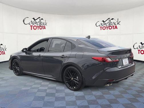 Underground 2026 Toyota Camry SE