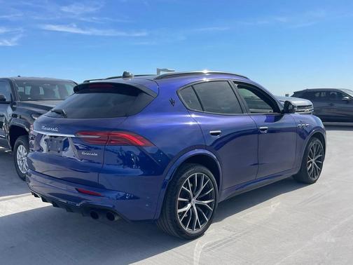 2023 Maserati Grecale Modena