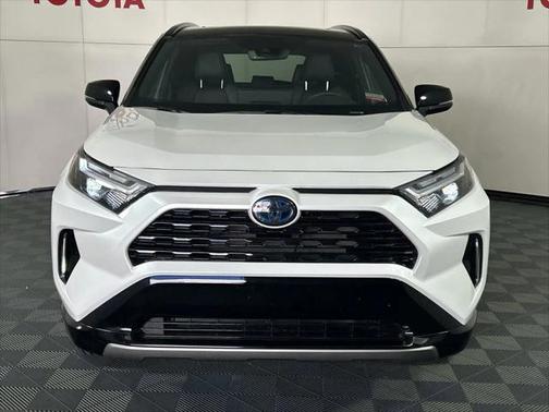 2024 Toyota RAV4 Hybrid SE