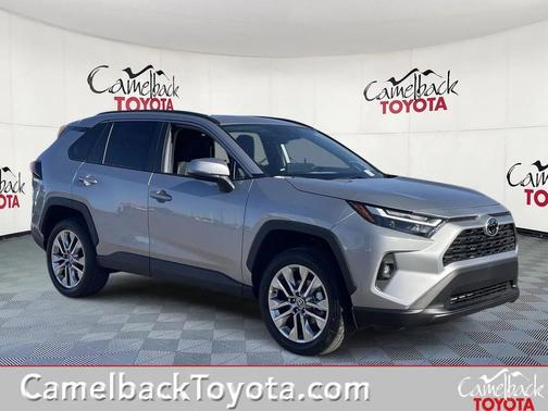 2025 Toyota RAV4 XLE Premium