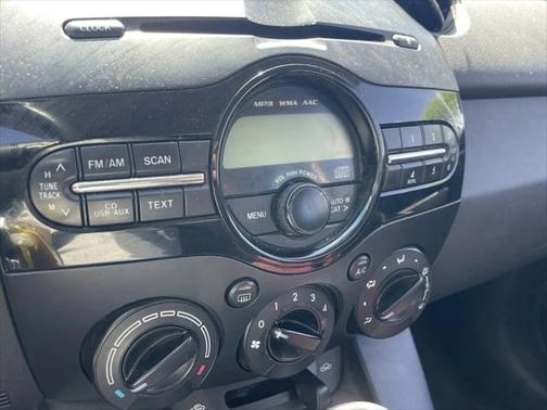2014 Mazda Mazda2 Sport
