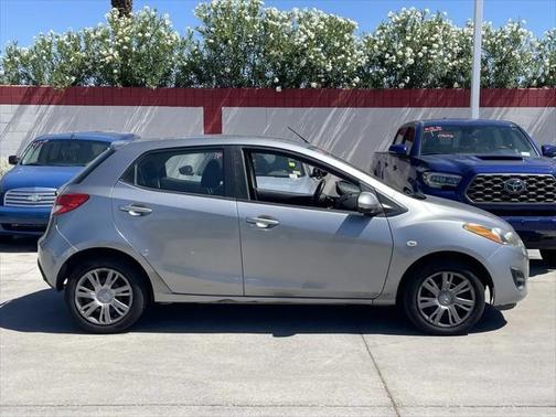 2014 Mazda Mazda2 Sport