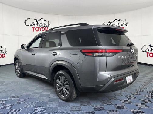 2025 Nissan Pathfinder SV 4WD