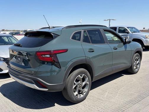 Cypress Gray 2025 Chevrolet Trax LT