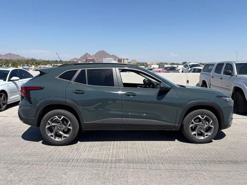 Cypress Gray 2025 Chevrolet Trax LT