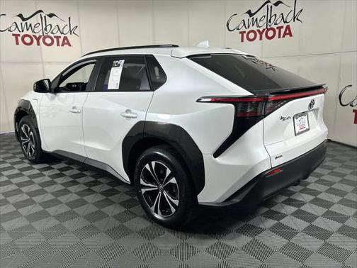 2025 Toyota bZ4X XLE