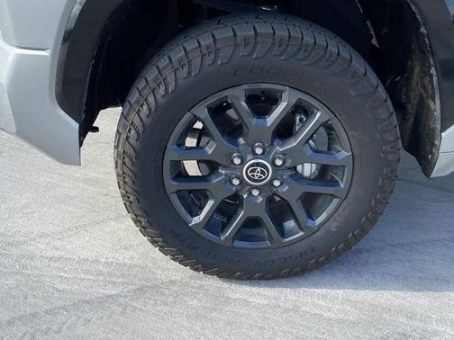 2023 Toyota Tundra Platinum