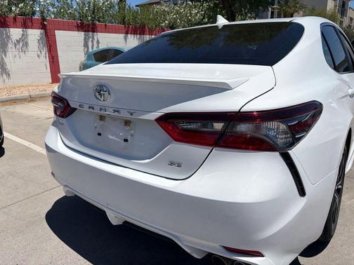 White 2022 Toyota Camry SE