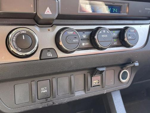 2022 Toyota Tacoma SR