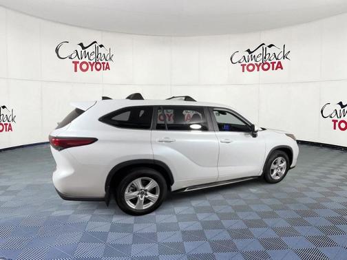 Wind Chill Pearl 2023 Toyota Highlander L